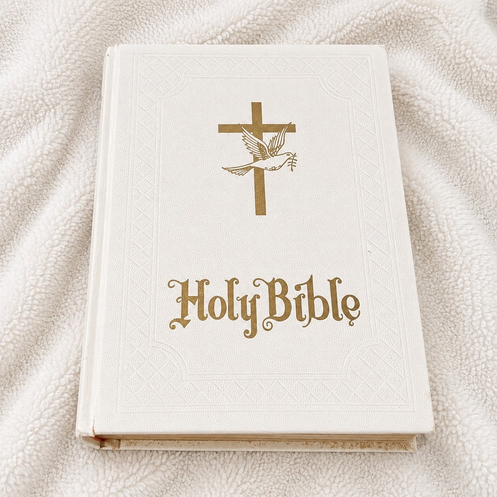 New American Catholic Bible LARGE White Leatherette Hardcover 1971 Record NAB